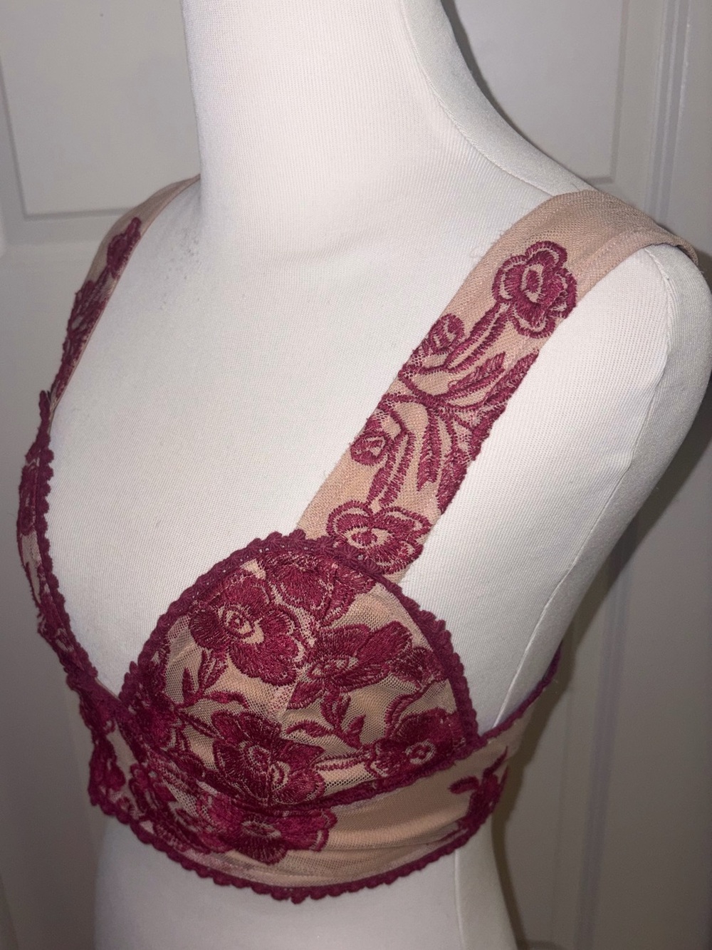 For Love And Lemons Luella Rose-Embroidered Lace Bustier Crop Top Nude Berry